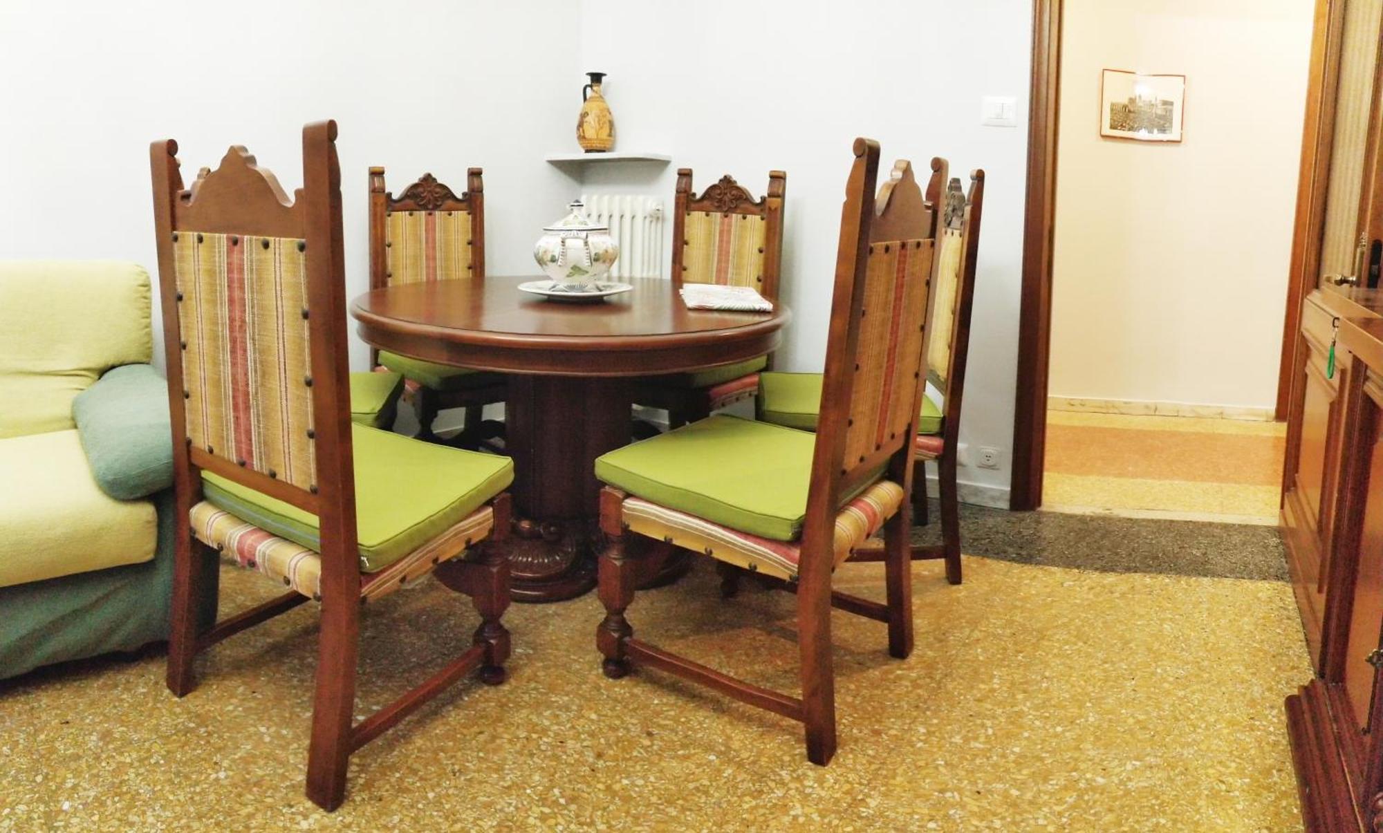 Apartment La Dimora Di Enea Rom